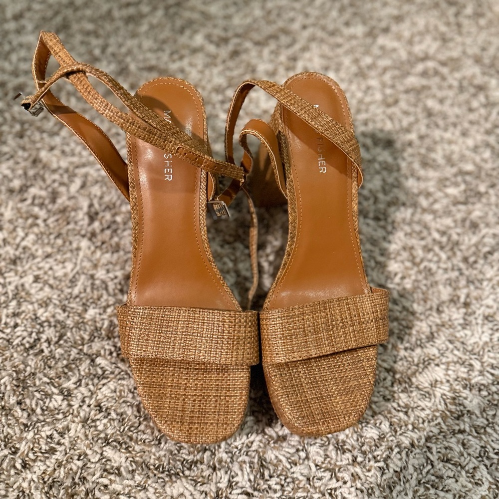 Women's Tan Platform Heels